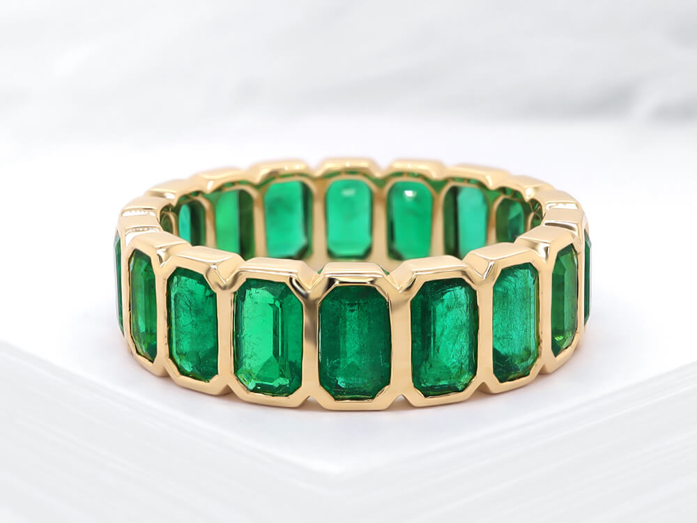 Stunning Emerald Shaped Emerald Eternity Ring Ian Sharp Ian